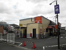 志免町　マクドナルド志免店　高圧洗浄完了