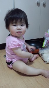 もうすぐ一歳　孫の芽衣ちゃん