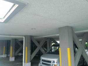 春日市　パンシオンヴィラ　駐車場　塗装工事　施工前