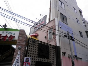 福岡市　サウンドパーク　塗装工事　施工前２