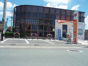福岡県　東区　郵便局ガードポスト取り換え工事　完了