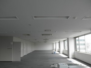 福岡市博多区　テナント　天井塗装工事　施工後