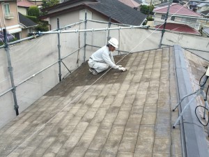 宇美町　塗装工事　Ｋ様　屋根塗装　ケレン作業施工中