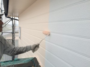大野城市　塗装工事　Ｉ様邸　外壁　上塗り1回目