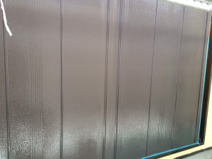 筑紫野市　Ｍ様邸　塗装工事　雨戸上塗り　完了