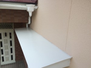 筑紫野市　M様邸　塗装工事　庇　完了