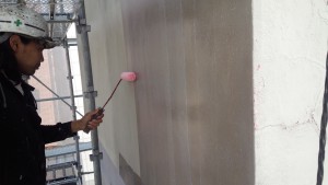 福岡市　中央区　Tビル　塗装工事　外壁　下塗り　水性カチオンシーラー