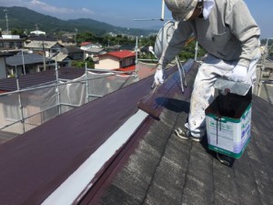 大野城市　塗装工事　K様邸　屋根塗装　棟板金　上塗り１回目