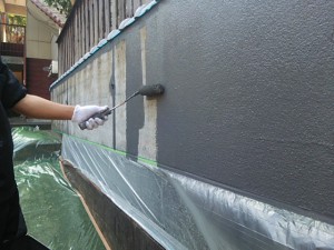 太宰府市　塗装工事　Ｏ様邸　外塀塗装　中塗り