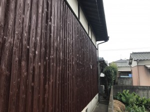福岡県　那珂川　塗装工事　ステイン２回塗り仕上げ