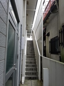 福岡県　久留米市　塗装工事　キリスト教会　久留米ワード　階段　塗装　完了