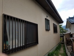 筑紫野市　塗装工事　モルタル補修箇所　塗装  　完了