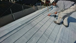 筑紫野市　Ａ様邸　塗装工事　コロニアル屋根　塗装作業　縁切工法　タスペーサー　取付け
