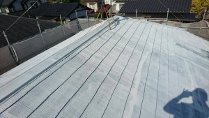 筑紫野市　Ａ様邸　塗装工事　コロニアル屋根　塗装作業　下塗り　パーフェクトシーラー　完了