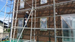 福岡県　太宰府市　T様邸　木部　塗装工事　研磨紙　表面磨き　施工中