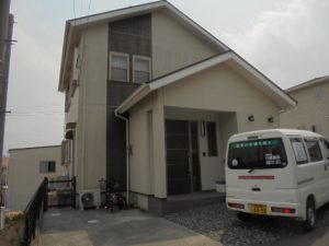 福岡県　筑紫野市　S様邸　外壁　屋根　住宅　塗装工事  施工前