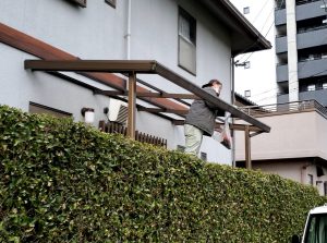 筑紫野市　Ｇ様邸　タキロン　ポリカナミイタ　屋根　取替え　工事　 施工前