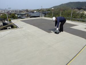 太宰府市　住宅　ウレタン塗膜防水工事　プライマー塗布