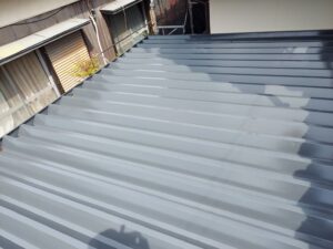 福岡　塗装工事　太宰府　板金屋根【折半屋根】塗装　完了