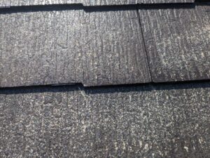 福岡県　筑紫野市　屋根塗装工事　縁切り　タスペーサー取付け　完了