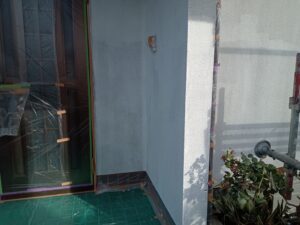 朝倉市　モルタル　外壁塗装　下塗り２回目　完了